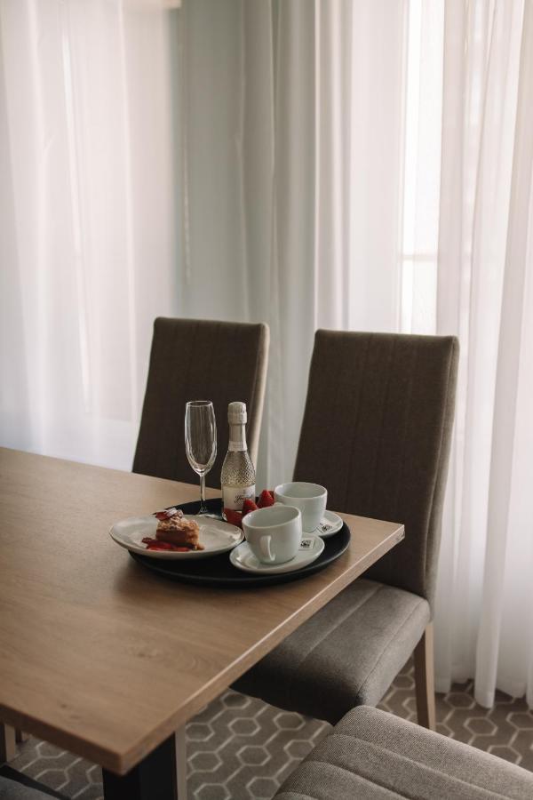 Merepargi Aparthotel & Cafe Narva-Jõesuu Extérieur photo