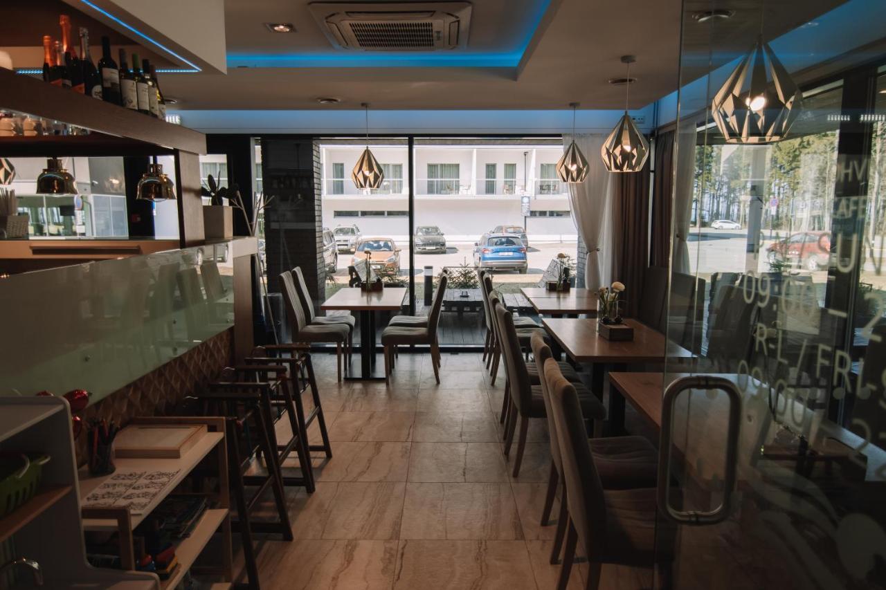 Merepargi Aparthotel & Cafe Narva-Jõesuu Extérieur photo