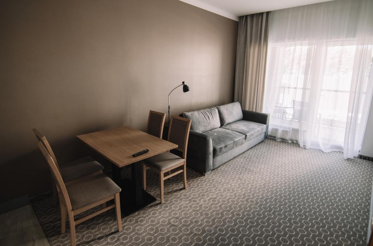 Merepargi Aparthotel & Cafe Narva-Jõesuu Chambre photo